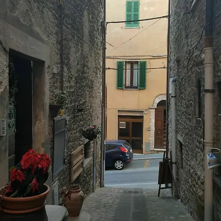 Fawlty Towers Pensión Todi